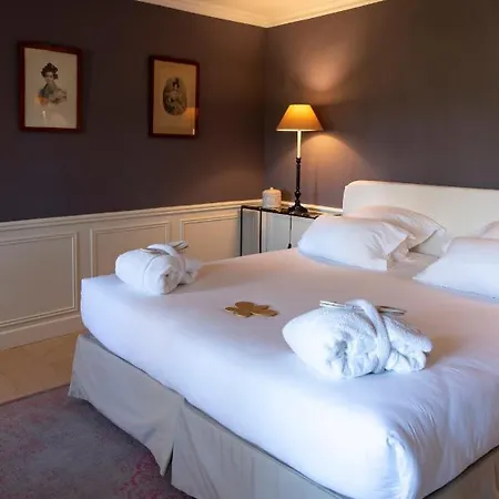 Le Vieux Logis Hotel 4*