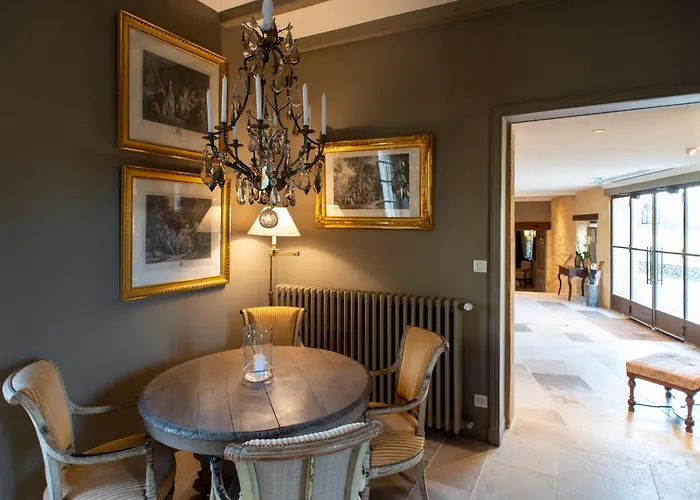 Le Vieux Logis Hotel 4*