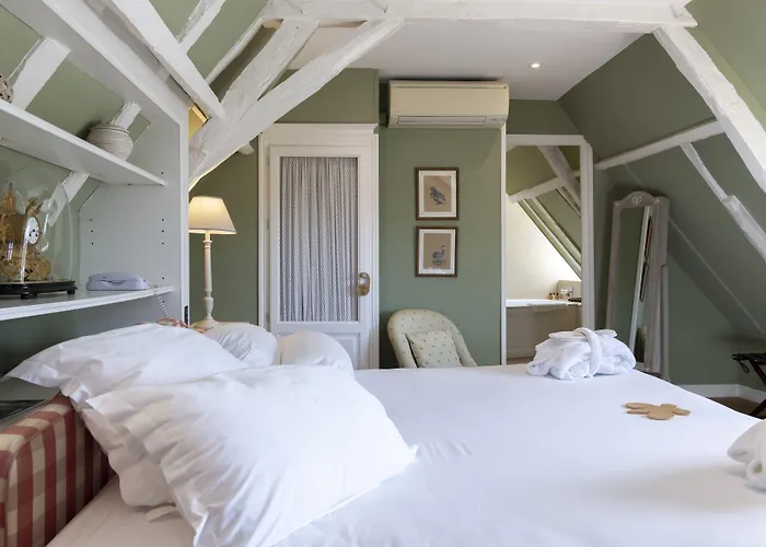 Hotel Le Vieux Logis 4*