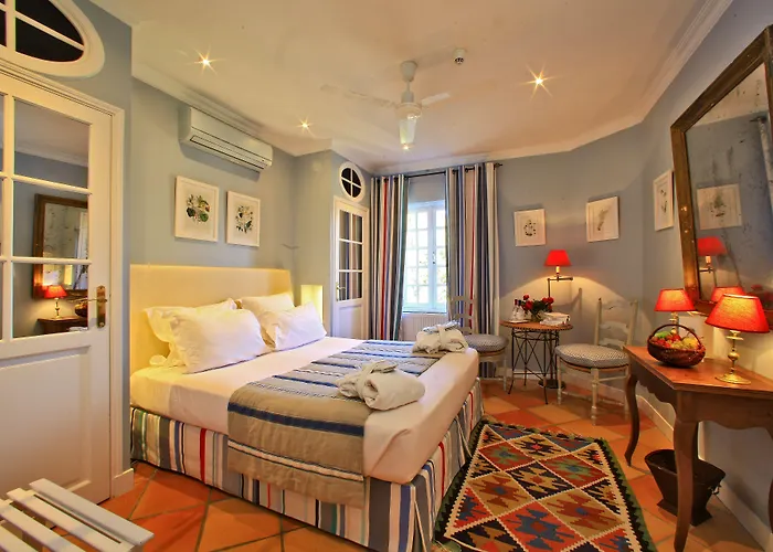 Hotel Le Vieux Logis 4*